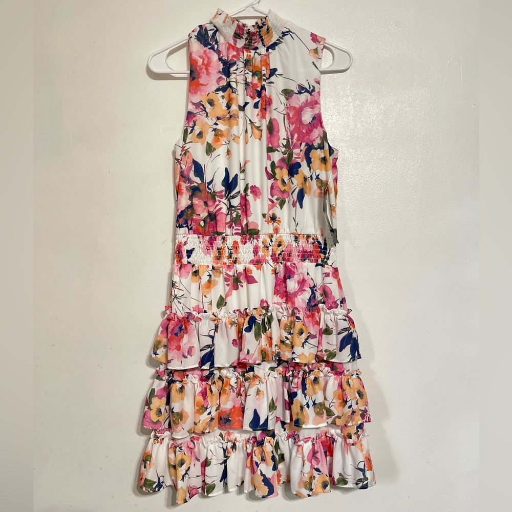 Sam and Jess floral dress Size M NWT 79$retail price.
